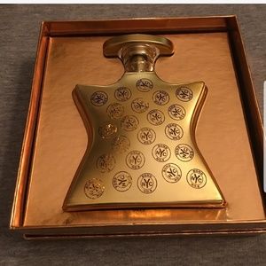 Bond no 9 New York signature